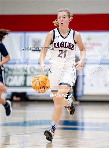 Thumbnail 3 in Vista del Lago vs Pleasant Grove (Folsom-Vista Winter Classic) photogallery.
