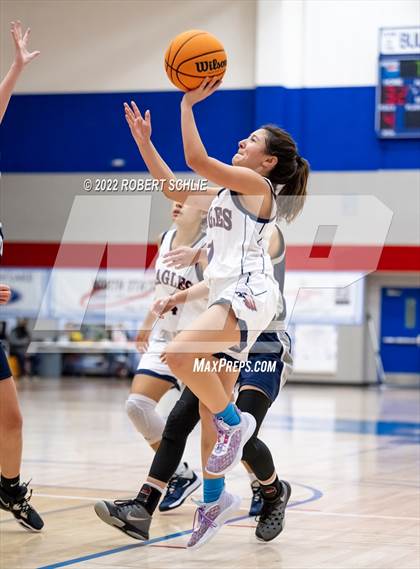 Thumbnail 3 in Vista del Lago vs Pleasant Grove (Folsom-Vista Winter Classic) photogallery.