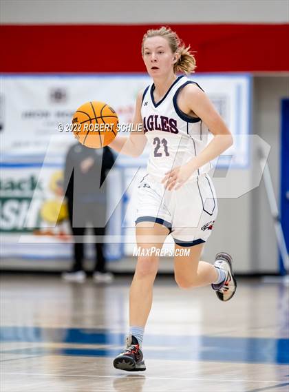 Thumbnail 1 in Vista del Lago vs Pleasant Grove (Folsom-Vista Winter Classic) photogallery.