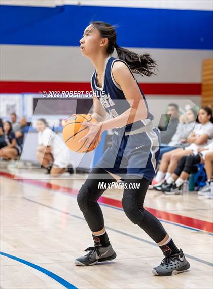 Thumbnail 2 in Vista del Lago vs Pleasant Grove (Folsom-Vista Winter Classic) photogallery.