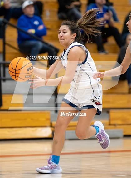 Thumbnail 3 in Vista del Lago vs Pleasant Grove (Folsom-Vista Winter Classic) photogallery.