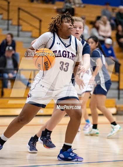 Thumbnail 1 in Vista del Lago vs Pleasant Grove (Folsom-Vista Winter Classic) photogallery.