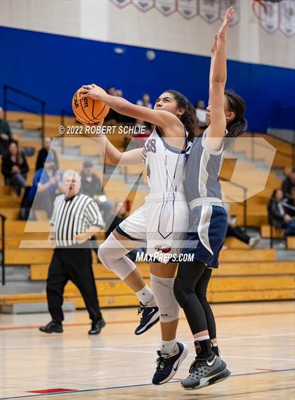 Thumbnail 2 in Vista del Lago vs Pleasant Grove (Folsom-Vista Winter Classic) photogallery.