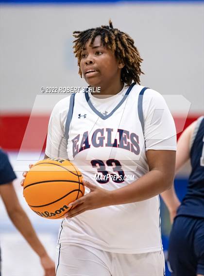Thumbnail 3 in Vista del Lago vs Pleasant Grove (Folsom-Vista Winter Classic) photogallery.