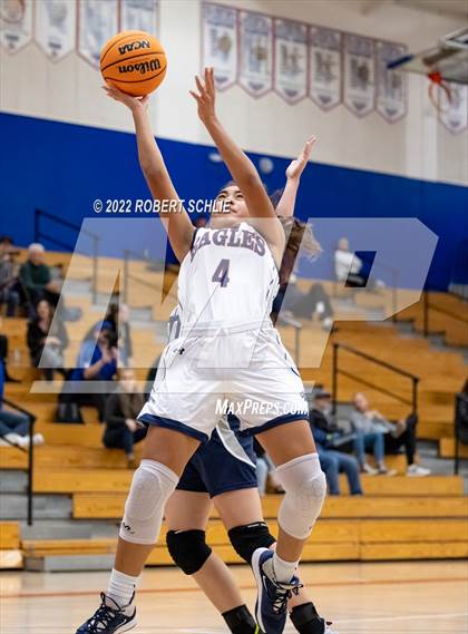 Thumbnail 2 in Vista del Lago vs Pleasant Grove (Folsom-Vista Winter Classic) photogallery.