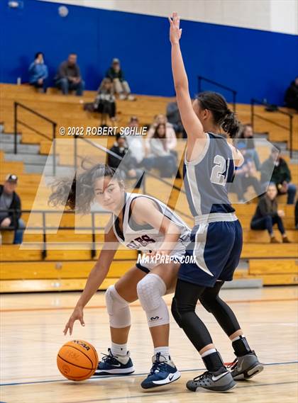 Thumbnail 2 in Vista del Lago vs Pleasant Grove (Folsom-Vista Winter Classic) photogallery.