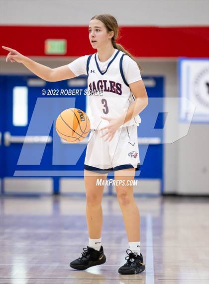 Thumbnail 3 in Vista del Lago vs Pleasant Grove (Folsom-Vista Winter Classic) photogallery.