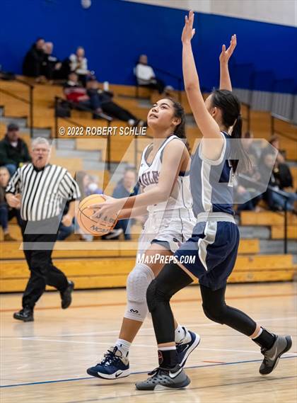 Thumbnail 1 in Vista del Lago vs Pleasant Grove (Folsom-Vista Winter Classic) photogallery.