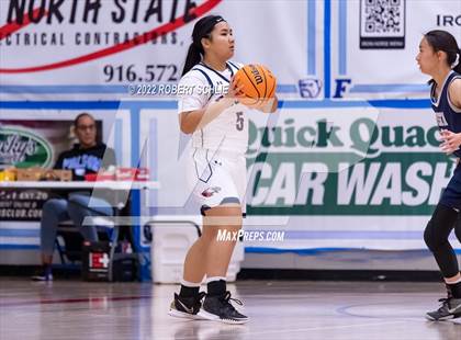Thumbnail 1 in Vista del Lago vs Pleasant Grove (Folsom-Vista Winter Classic) photogallery.