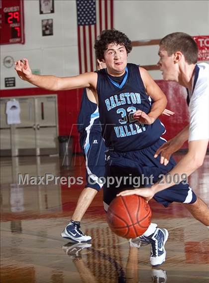 Thumbnail 3 in Ralston Valley vs. Camarillo (Palm Springs Winter Classic) photogallery.