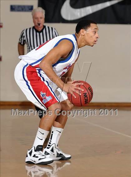 Thumbnail 2 in Monterey Trail vs. Highlands (Hoops 4 the Human Fund) photogallery.