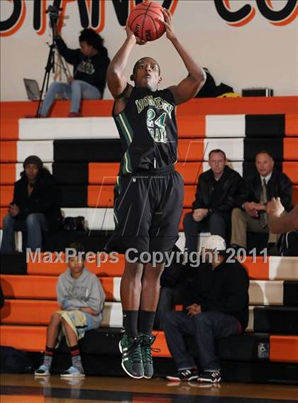Thumbnail 2 in Monterey Trail vs. Highlands (Hoops 4 the Human Fund) photogallery.