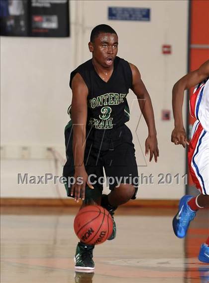 Thumbnail 3 in Monterey Trail vs. Highlands (Hoops 4 the Human Fund) photogallery.
