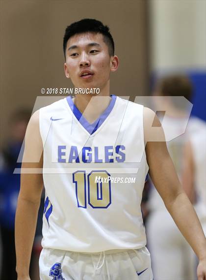 Thumbnail 3 in Mater Dei vs Santa Margarita photogallery.