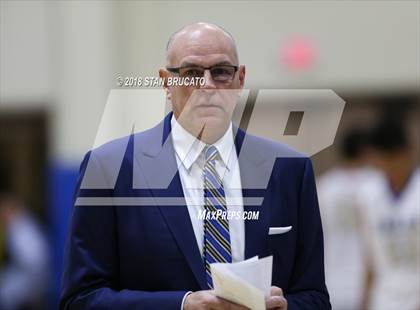 Thumbnail 1 in Mater Dei vs Santa Margarita photogallery.