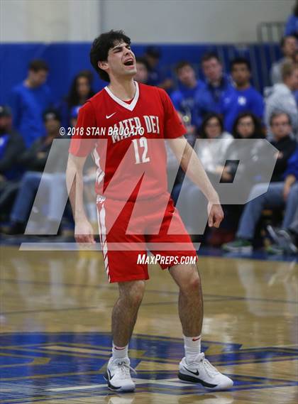 Thumbnail 3 in Mater Dei vs Santa Margarita photogallery.
