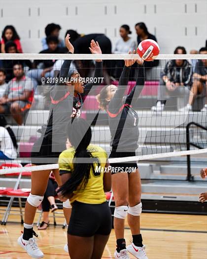 Thumbnail 3 in Alief Hastings @ Fort Bend Travis photogallery.