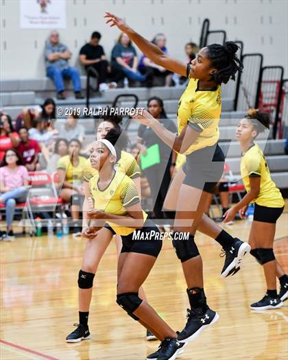 Thumbnail 1 in Alief Hastings @ Fort Bend Travis photogallery.