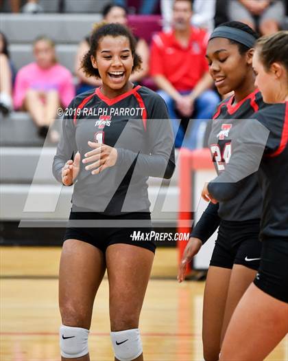 Thumbnail 2 in Alief Hastings @ Fort Bend Travis photogallery.