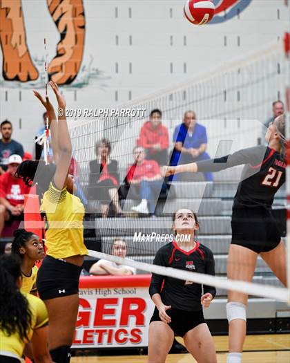 Thumbnail 2 in Alief Hastings @ Fort Bend Travis photogallery.