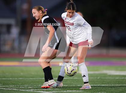 Thumbnail 2 in Byrd vs. Destrehan photogallery.