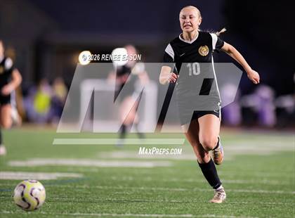 Thumbnail 3 in Byrd vs. Destrehan photogallery.