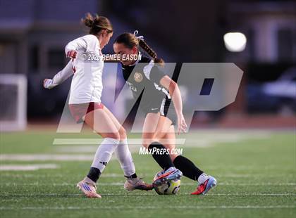 Thumbnail 2 in Byrd vs. Destrehan photogallery.