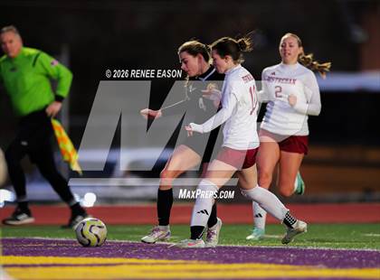 Thumbnail 2 in Byrd vs. Destrehan photogallery.
