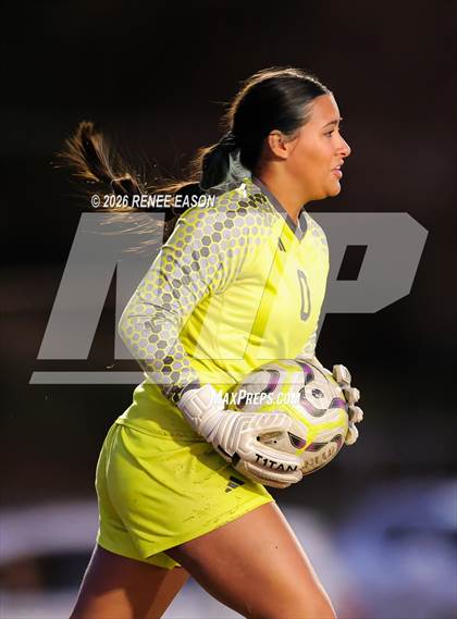 Thumbnail 3 in Byrd vs. Destrehan photogallery.