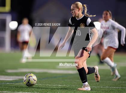 Thumbnail 3 in Byrd vs. Destrehan photogallery.