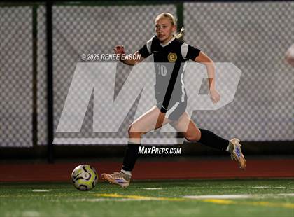 Thumbnail 1 in Byrd vs. Destrehan photogallery.