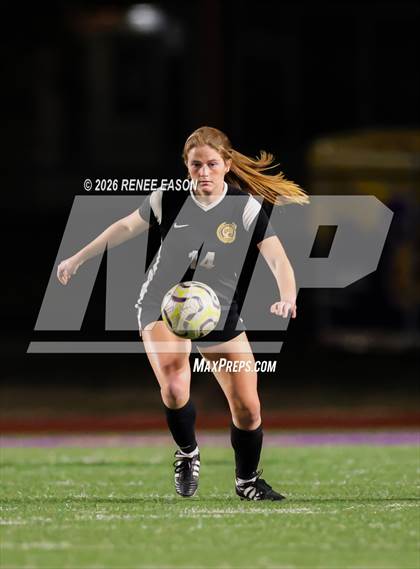 Thumbnail 3 in Byrd vs. Destrehan photogallery.