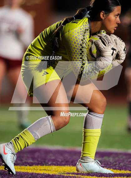 Thumbnail 3 in Byrd vs. Destrehan photogallery.