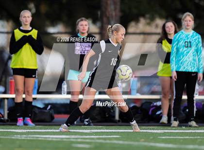 Thumbnail 1 in Byrd vs. Destrehan photogallery.