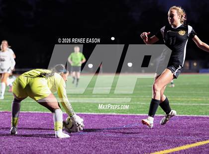 Thumbnail 3 in Byrd vs. Destrehan photogallery.