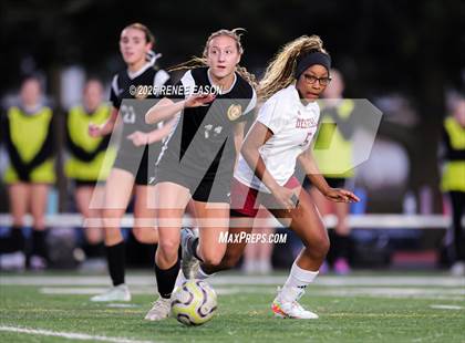 Thumbnail 3 in Byrd vs. Destrehan photogallery.