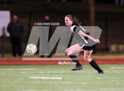 Thumbnail 3 in Byrd vs. Destrehan photogallery.