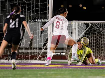 Thumbnail 2 in Byrd vs. Destrehan photogallery.