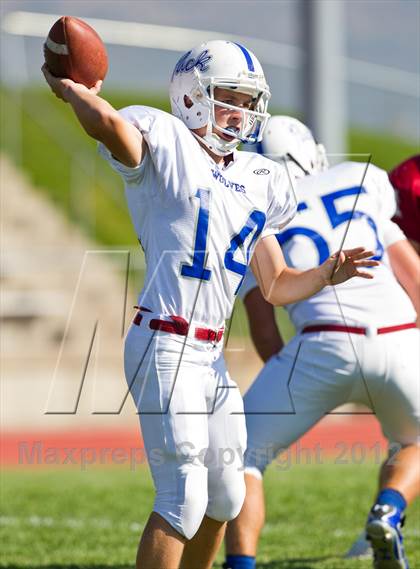 Thumbnail 2 in Freemont @ Northridge Sophomore photogallery.