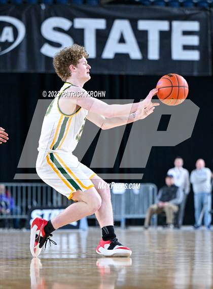 Thumbnail 1 in Eastside Catholic vs. Shorecrest (WIAA 3A Semifinal) photogallery.