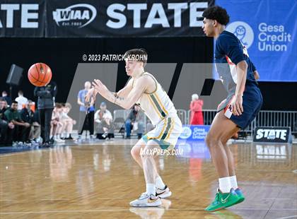 Thumbnail 3 in Eastside Catholic vs. Shorecrest (WIAA 3A Semifinal) photogallery.
