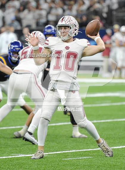 Thumbnail 1 in Dunham @ St. Charles Catholic (LHSAA Division III Select Final) photogallery.
