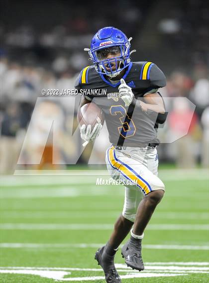 Thumbnail 1 in Dunham @ St. Charles Catholic (LHSAA Division III Select Final) photogallery.