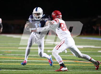 Thumbnail 2 in Yorktown vs. McLean photogallery.