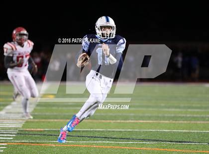 Thumbnail 2 in Yorktown vs. McLean photogallery.