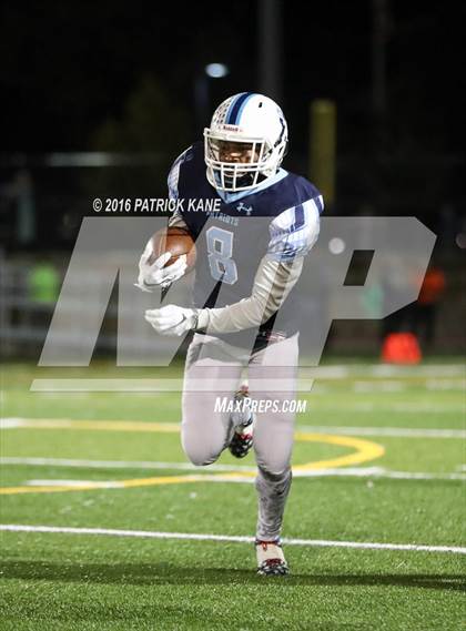 Thumbnail 3 in Yorktown vs. McLean photogallery.