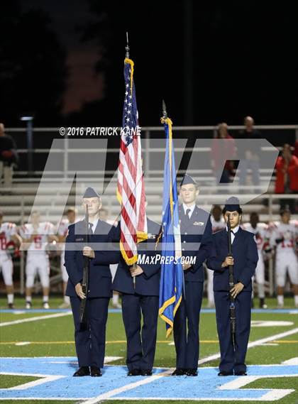 Thumbnail 2 in Yorktown vs. McLean photogallery.