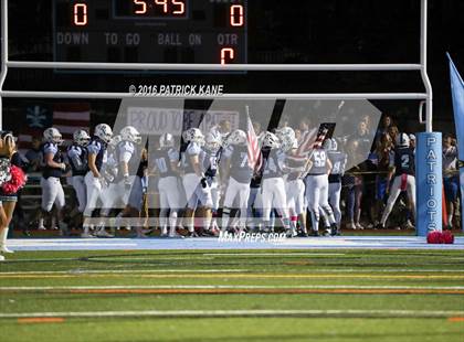 Thumbnail 2 in Yorktown vs. McLean photogallery.