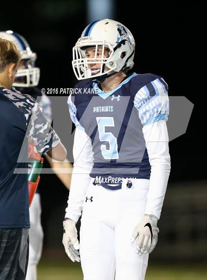 Thumbnail 3 in Yorktown vs. McLean photogallery.