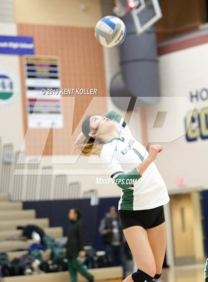 Thumbnail 3 in Lake Orion vs. West Bloomfield (MHSAA Regional Playoff) photogallery.
